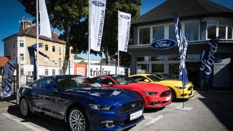 Sličica galerije Avtomobili P.R.