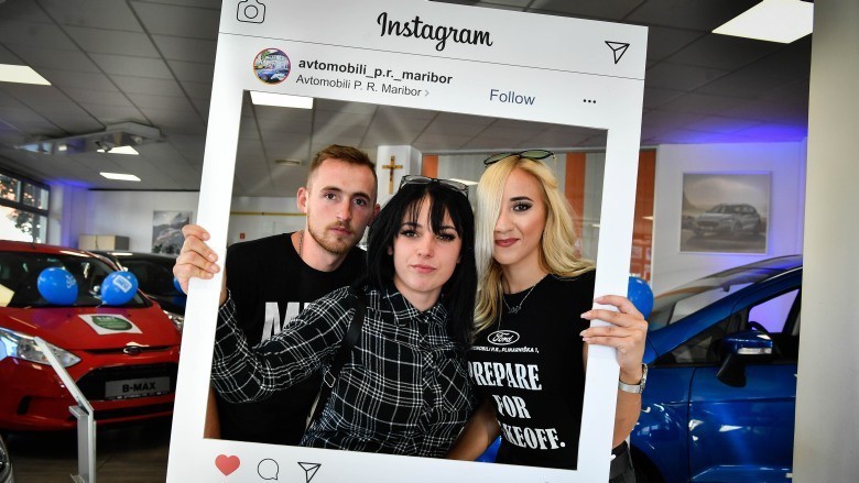 Sličica galerije Avtomobili P.R.